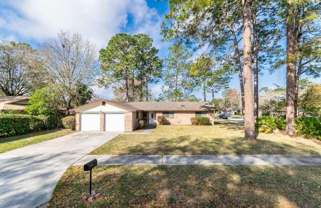 Back on the Market! Beautifully Updated 4 BR Home in Huntington Forest of MANDARIN! photos photos