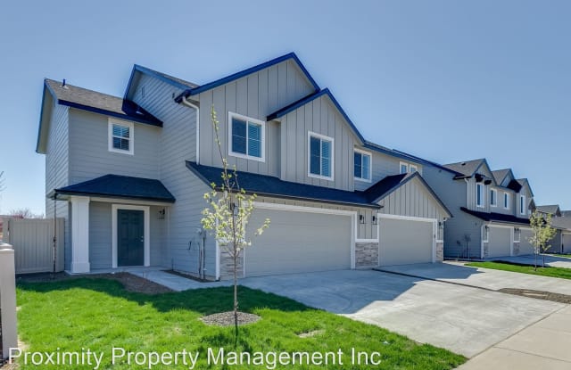 930 W. Woodpine Street - 930 West Woodpine Street, Meridian, ID 83646