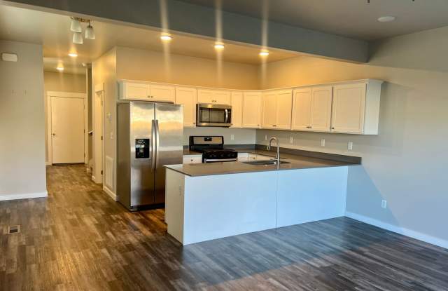 3 Bed 2.5 Bath in Belgrade photos photos