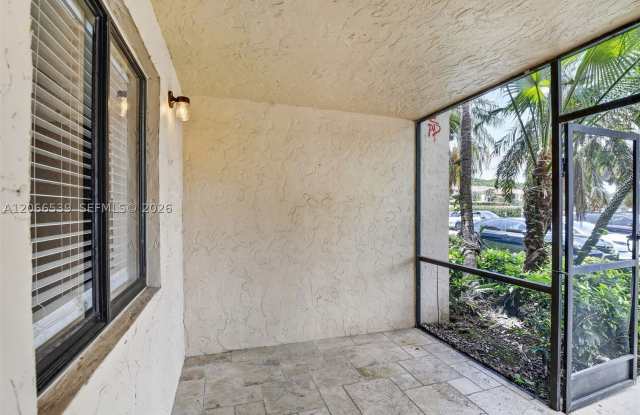 359 Lakeview Dr Gallery 2