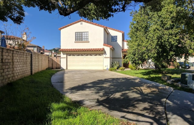 551 Veronica Pl - 551 Veronica Place, Escondido, CA 92027