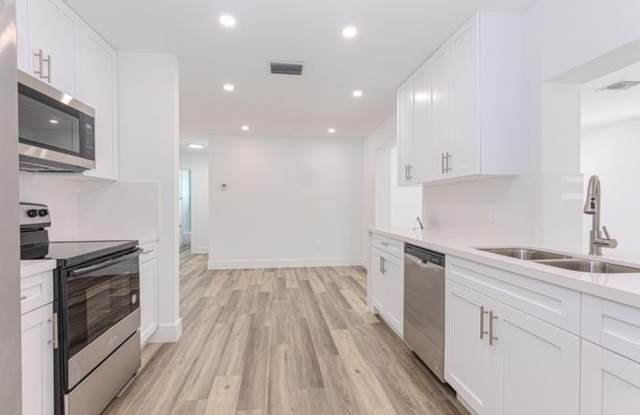 1717 16th Court N, Lake Worth Beach, FL 33460 photos photos