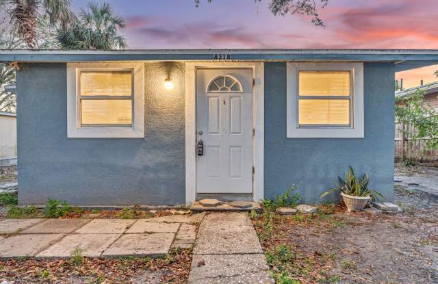 Spacious 3BD/2BA Rental in Tampa – Style, Comfort  Prime Location! photos photos