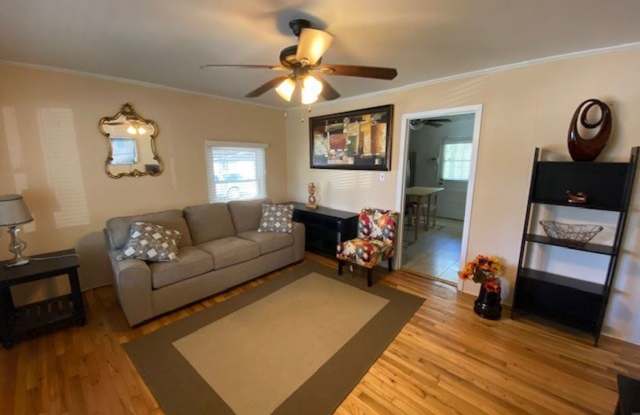 212 Fannie Circle Gallery 2