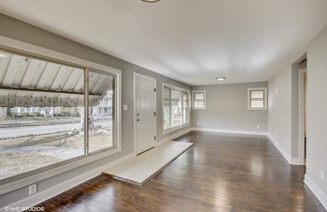 923 5th Avenue photos photos