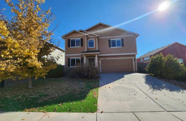 Stunning 4 Bed 3 Bath Home Near Peterson Air Force Base!! photos photos