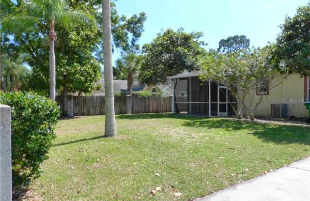 13600 PARK BOULEVARD Gallery 3