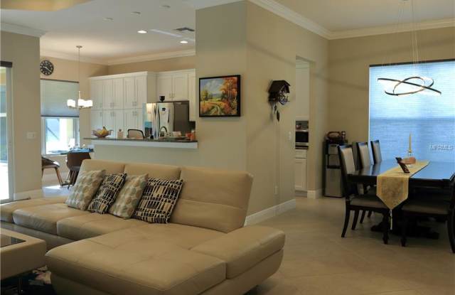 16128 CEDAR KEY DRIVE Gallery 4
