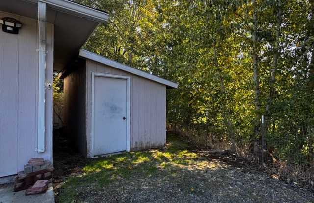 Spacious 5-Bedroom Home Close to CWU Gallery 4