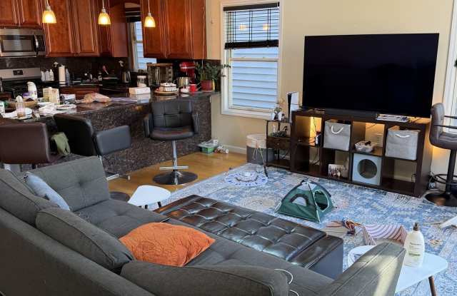 17 GARDNER AVE photos photos