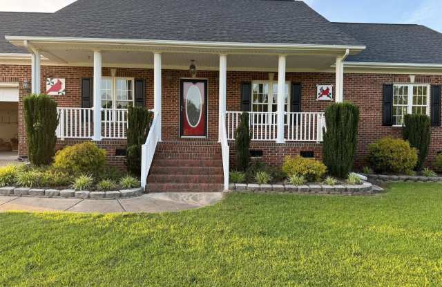 182 Mels Meadows Drive Gallery 1