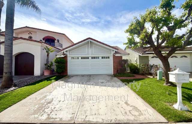 24302 Ponchartrain Ln photos photos