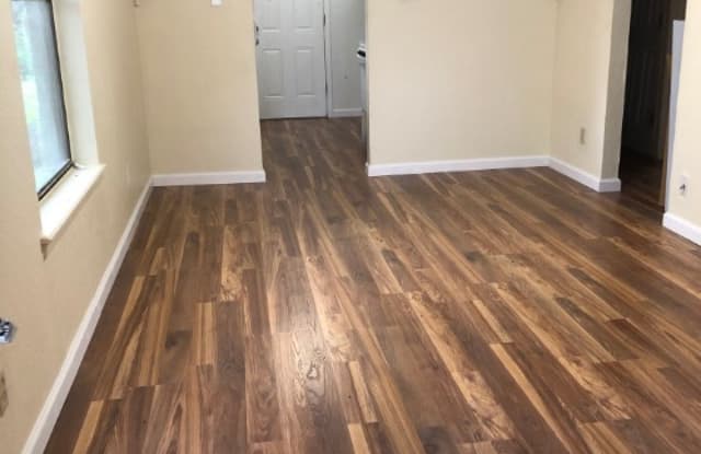 431 N Wilhite St photos photos