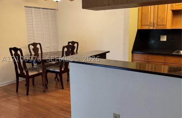 9717 W Mcnab Rd Gallery 3