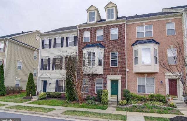 4864 CAVALLO WAY - 4864 Cavallo Way, County Center, VA 22192