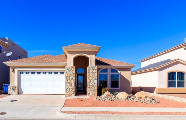 Custom 1 Story Home in Sandstone Ranch Estates photos photos