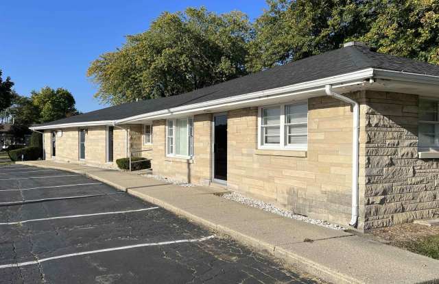 1811 Bundy Avenue Gallery 3
