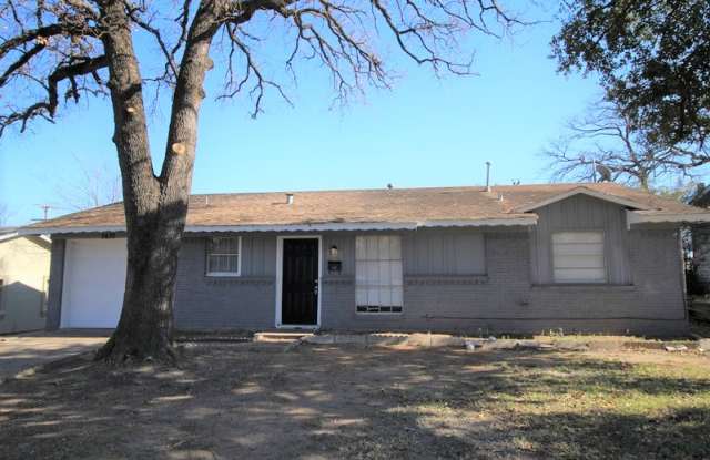 2432 Avis St - 2432 Avis Street, Mesquite, TX 75149