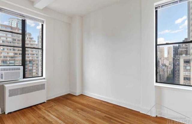 233 W 71st Street Gallery 2