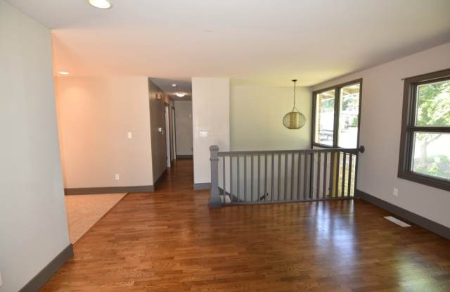 1518 150th Ave SE Gallery 3