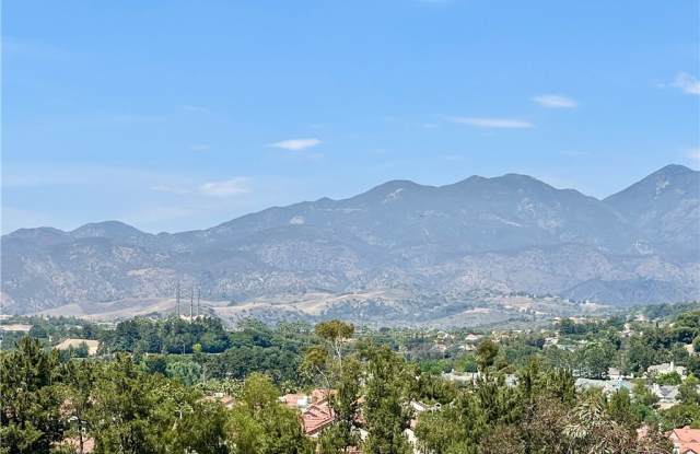 27865 Ameno - 27865 Ameno, Mission Viejo, CA 92691