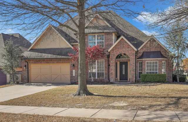 Spacious 4BR 4BA House in Tulsa photos photos