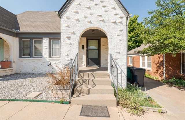 2833 NW 22nd Street photos photos