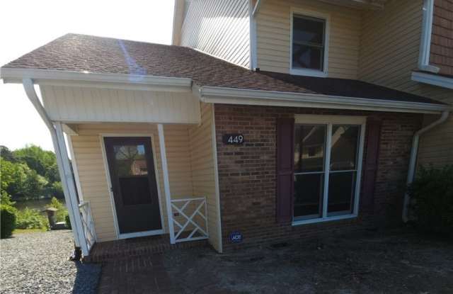 449 LANDS END Road - 449 Lands End Road, Fayetteville, NC 28314