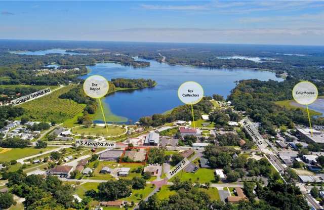 301 N Apopka Avenue - 301 North Apopka Avenue, Inverness, FL 34450