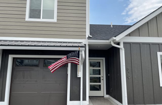 829 Lake Francis Dr - 829 Lake Francis Drive, Flathead County, MT 59901