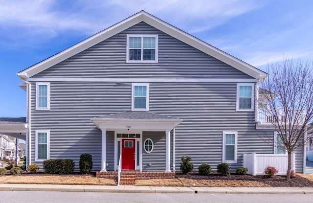 Like New one level living photos photos