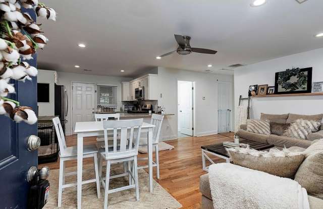 3940 Forrest Court Gallery 3