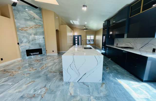 8709 E GAIL Road photos photos