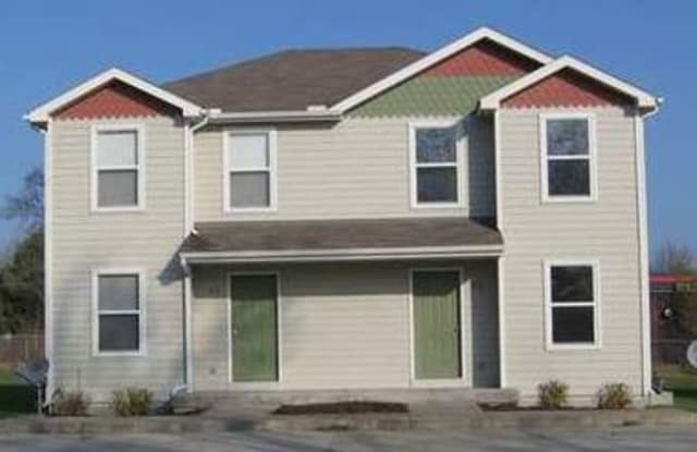 314 Baker Street - 314 Baker Street, Baldwin City, KS 66006
