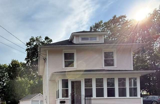 Completely renovated 3-bedroom Home in Cromwell photos photos