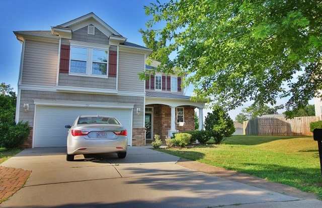 Gorgeous 3 Bedroom Home in Windcrest Subdivision - Available September 10th! photos photos
