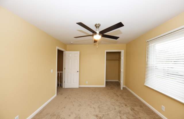 Hunter's Court Gallery 4