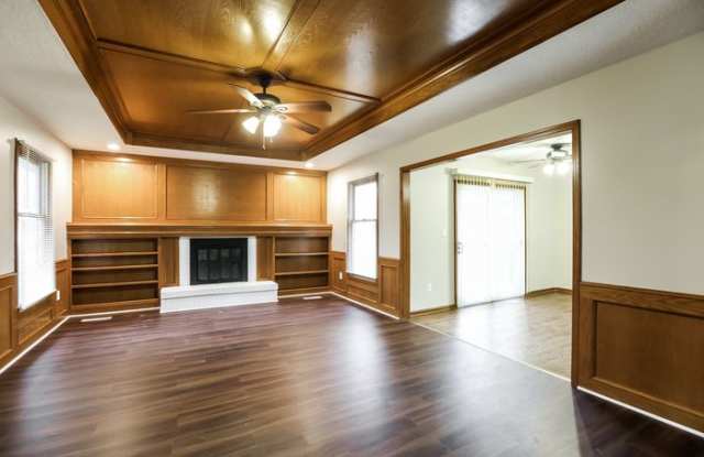 441 Northwest Chateau Drive Gallery 4