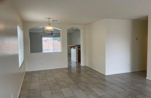 1333 S 220TH Drive Gallery 3