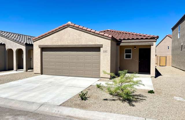 Brand New 3 Bedroom Home in Gated Neighborhood! NEW YEARS SPECIAL, 1 MONTH FREE RENT!!! - 1141 Maple Leaf Drive, Bullhead City, AZ 86442
