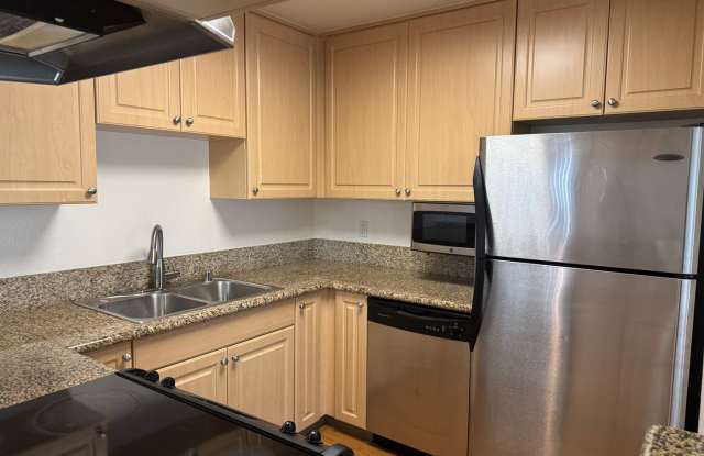 2 bedroom 1 bathroom condo in Mirabella Point photos photos