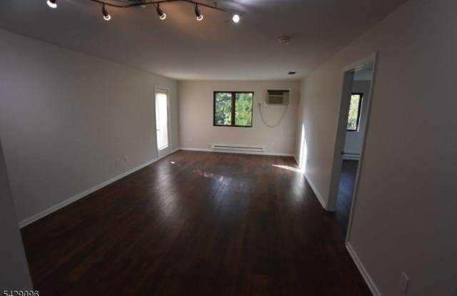 24 Sunrise Dr Gallery 3