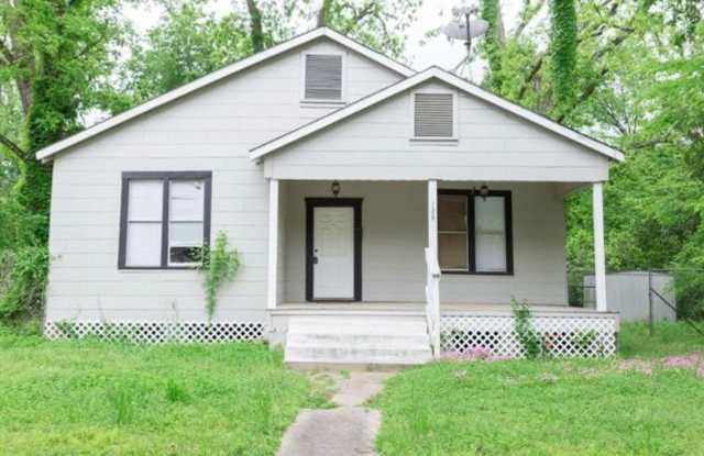 Spacious and Cute!! photos photos