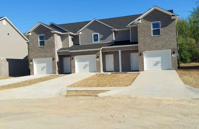 Beautiful Townhome in Alma!! **Coming Available In Mid September** photos photos