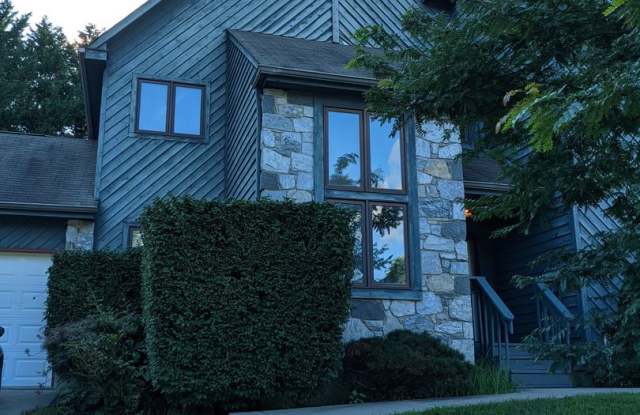 2BR/2BA in Pike Creek! - 101 Foxfire Drive, Pike Creek Valley, DE 19711