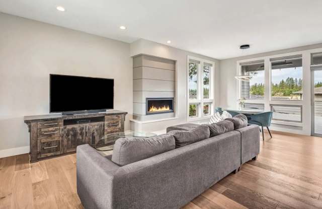 1315 Northwest Mount Washington Drive photos photos