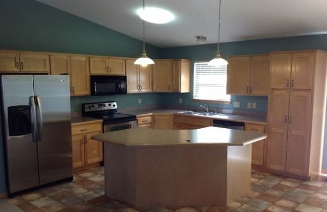 Beautiful 5 bedroom, 3 bathroom Country Home with Barn! photos photos Beautiful 5 bedroom, 3 bathroom Country Home with Barn! photos photos