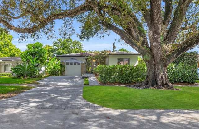 415 Velarde Ave photos photos