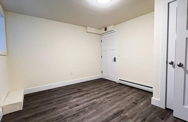 21 Hungerford Terrace, Unit 3 Gallery 4
