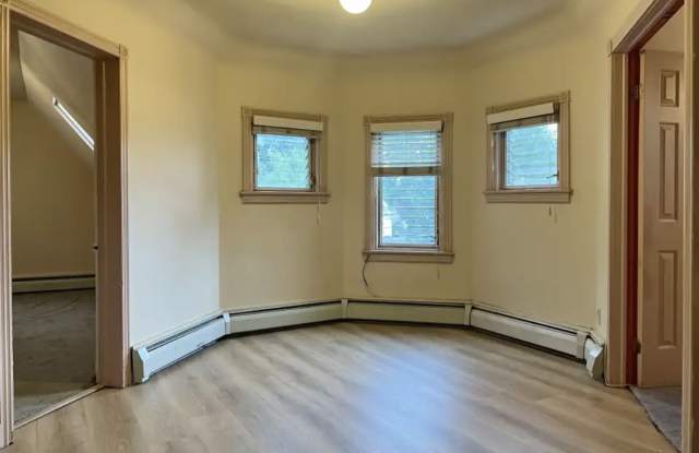 48 East Stewart Avenue Unit A photos photos